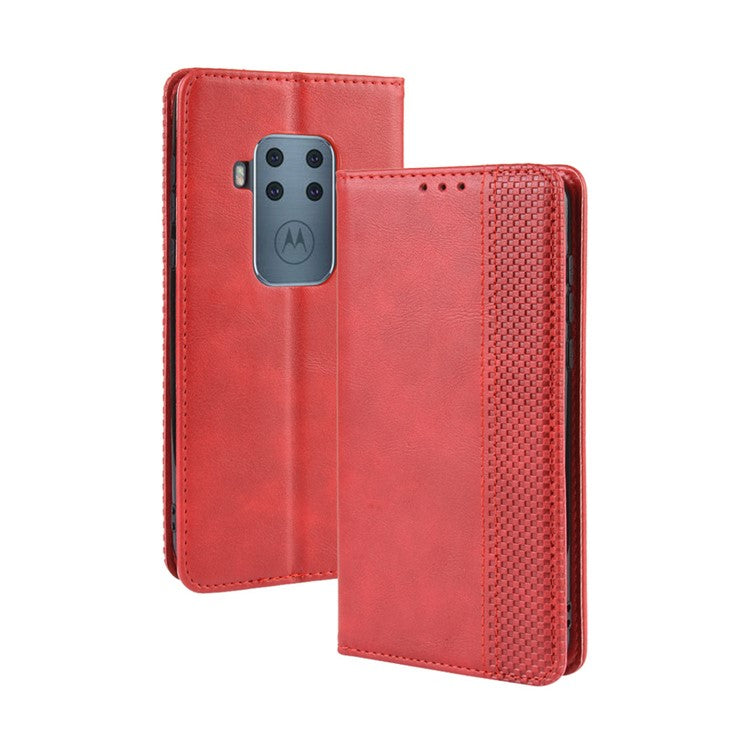 Auto-absorbed Retro Style Wallet Stand Flip Leather Case for Motorola One Zoom - Red