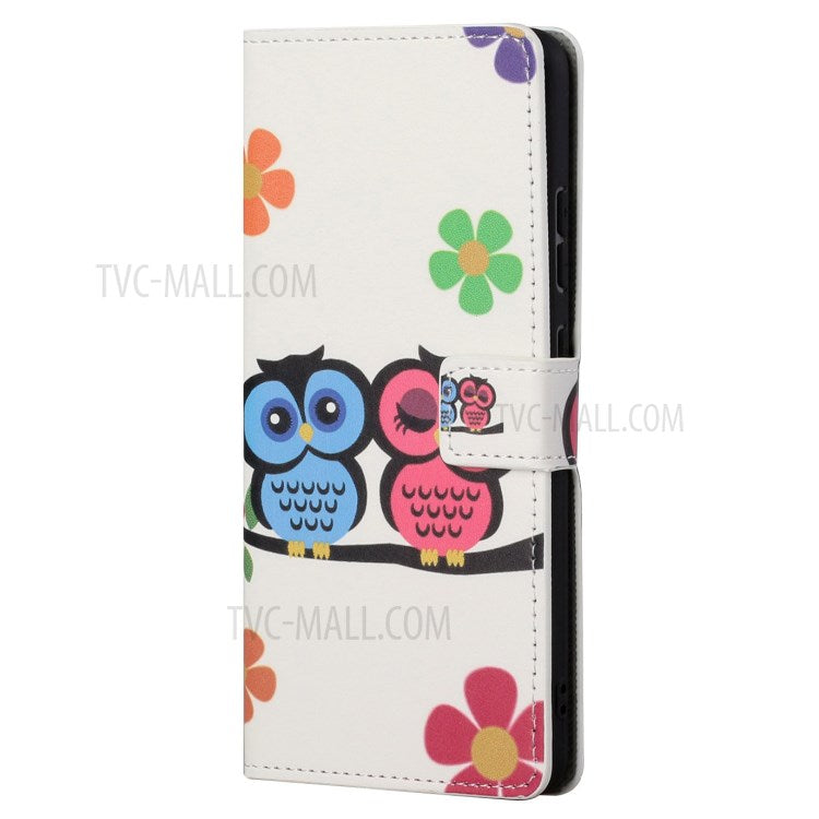 Stylish Pattern Printing Anti-Scratch Leather Protective Case with Wallet Stand for Motorola Edge 20 Pro - Owls in the Branch