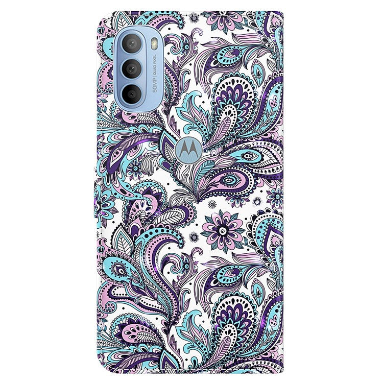 3D Pattern Printing PU Leather Phone Case Wallet Stand Feature Flip Folio Cover with Strap for Motorola Moto G31 4G/G41 4G - Purple Impatiens