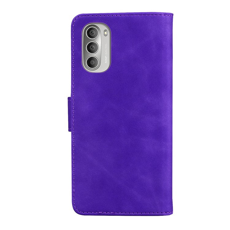 Scratch-resistant TPU+PU Leather Case Magnetic Mobile Phone Case Wallet Cover with Stand for Motorola Moto G51 5G - Purple