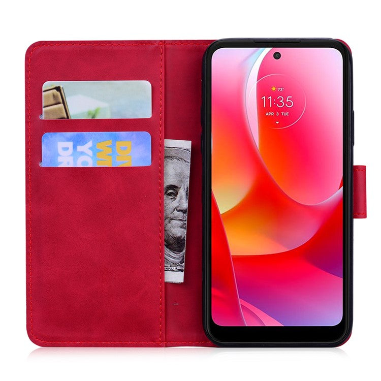 Scratch-resistant TPU+PU Leather Case Magnetic Mobile Phone Case Wallet Cover with Stand for Motorola Moto G51 5G - Red