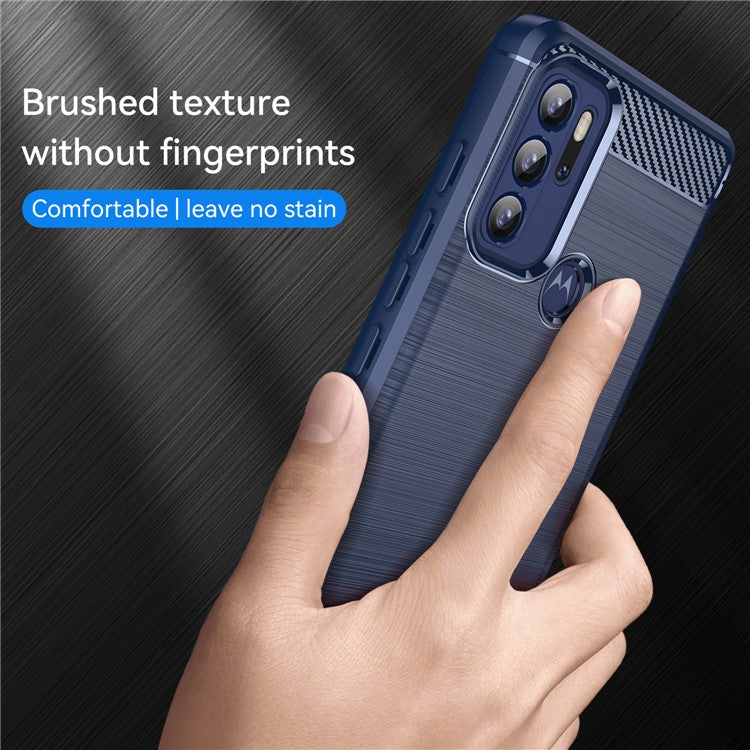 1.8mm Heat Dissipation Carbon Fiber Texture Brushed Surface Super Flexible TPU Case Phone Cover for Motorola Moto G60S - Blue