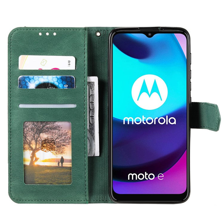 Stitching Surface Splicing Style PU Leather and TPU Phone Flip Case Skin-touch Stand Wallet Phone Protective Cover for Motorola Moto E20/E30/E40 - Green