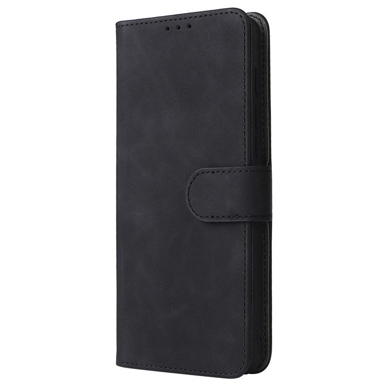 Skin-touch Feeling PU Leather Wallet Case Stand Function Shockproof Soft TPU Phone Cover for Motorola Moto G71 5G - Black