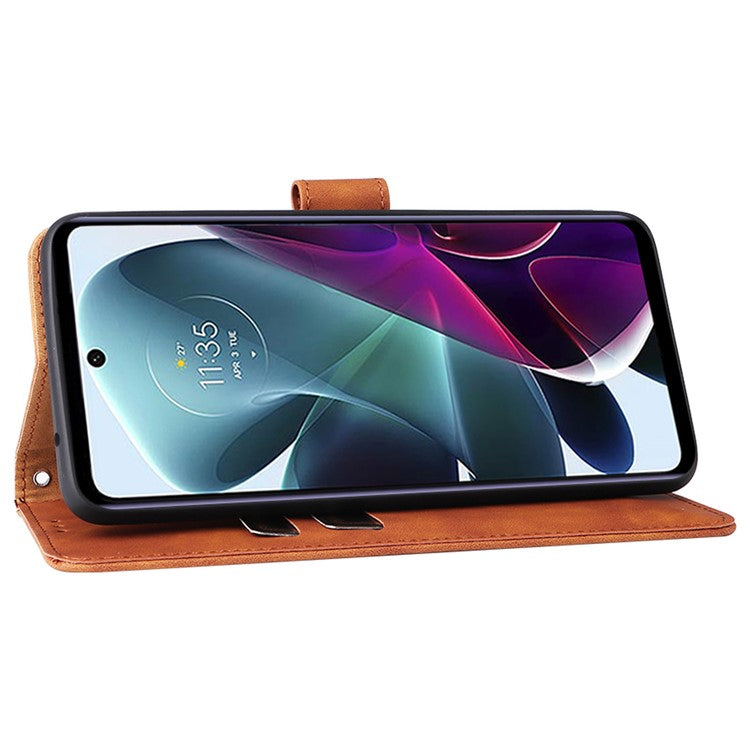 Anti-scratch Splash-repellent Skin-touch Feeling PU Leather + TPU Phone Cover Stand Wallet Shell Mobile Phone Case for Motorola Moto G200 5G - Brown