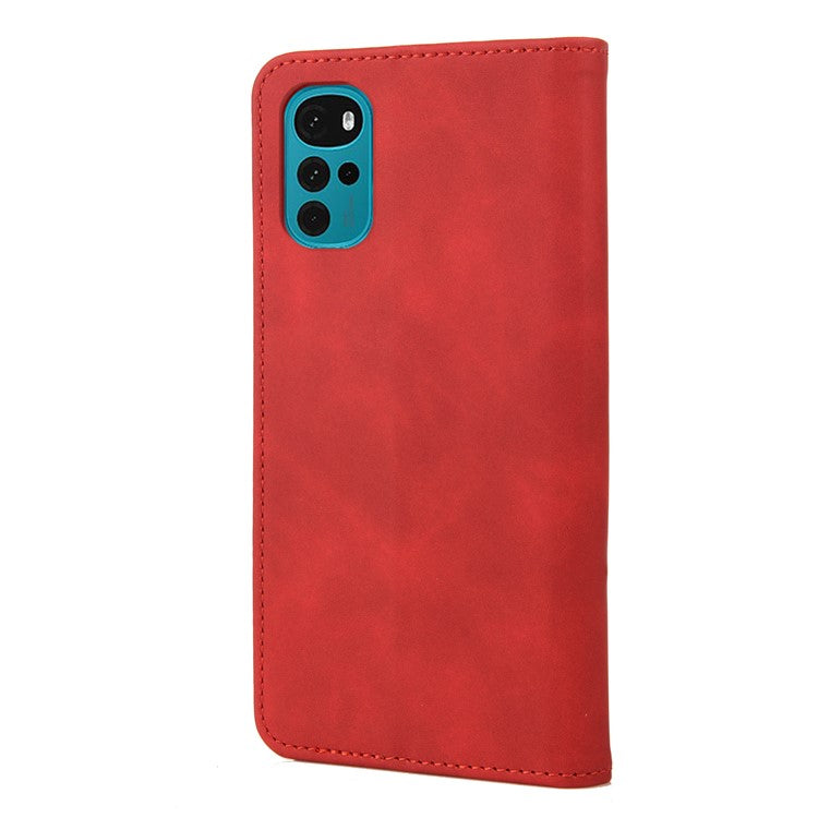 Shockproof Case for Motorola Moto G22 Business Style Phone Stand Cover Phone Case Splicing Leather Shell with Wallet - Red
