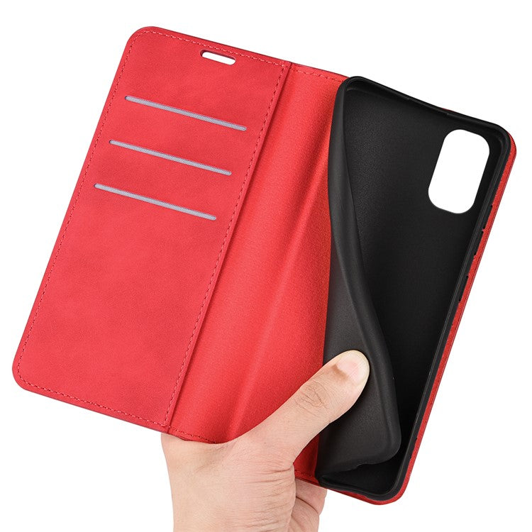 Silky-Touch Folio Flip Cover for Motorola Moto G22 Leather Phone Protective Case with Wallet Stand - Red