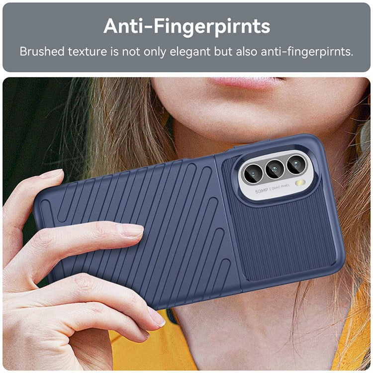 Thunder Series Twill Texture Grip Case for Motorola Moto G52 4G / G82 5G, Thickened TPU Buffer Protection Anti-Drop Cover - Blue