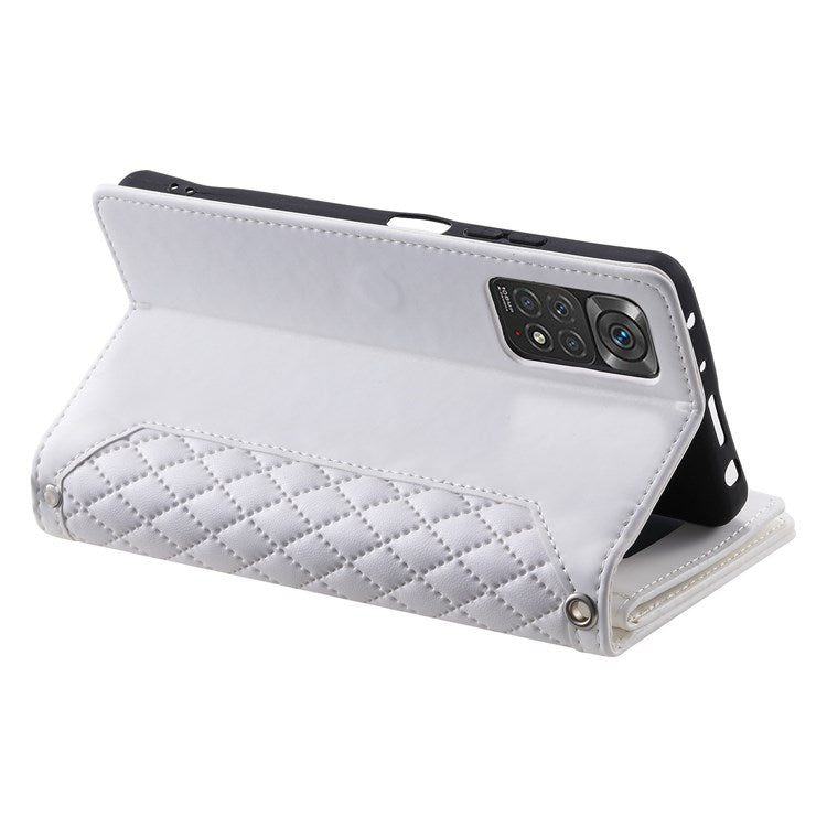005 Style Smartphone Cover for Xiaomi Redmi Note 11 4G (Qualcomm) / Note 11S 4G, Rhombus Texture PU Leather Zipper Pocket Stand Wallet Case with Strap - White
