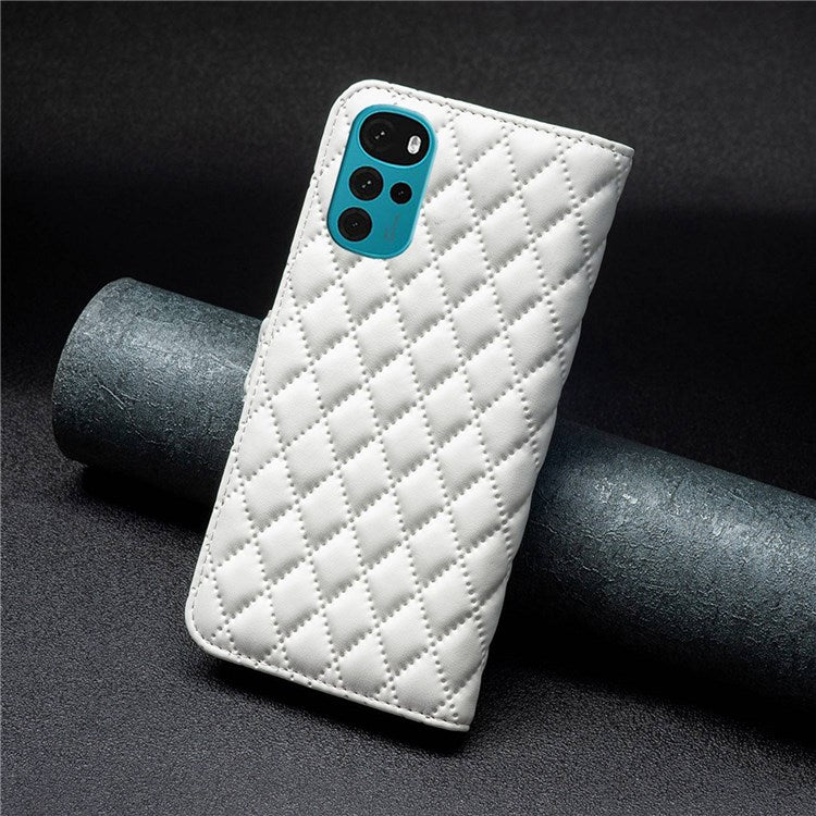 BINFEN COLOR For Motorola Moto G22 BF Style-14 PU Leather Stand Matte Case Imprinted Rhombus Pattern Phone Wallet Cover - White