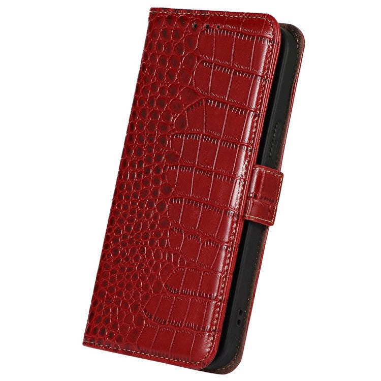 For Motorola Moto G32 4G Anti-scratch Shockproof Crocodile Texture Case RFID Blocking Genuine Cowhide Leather Wallet Phone Shell - Red