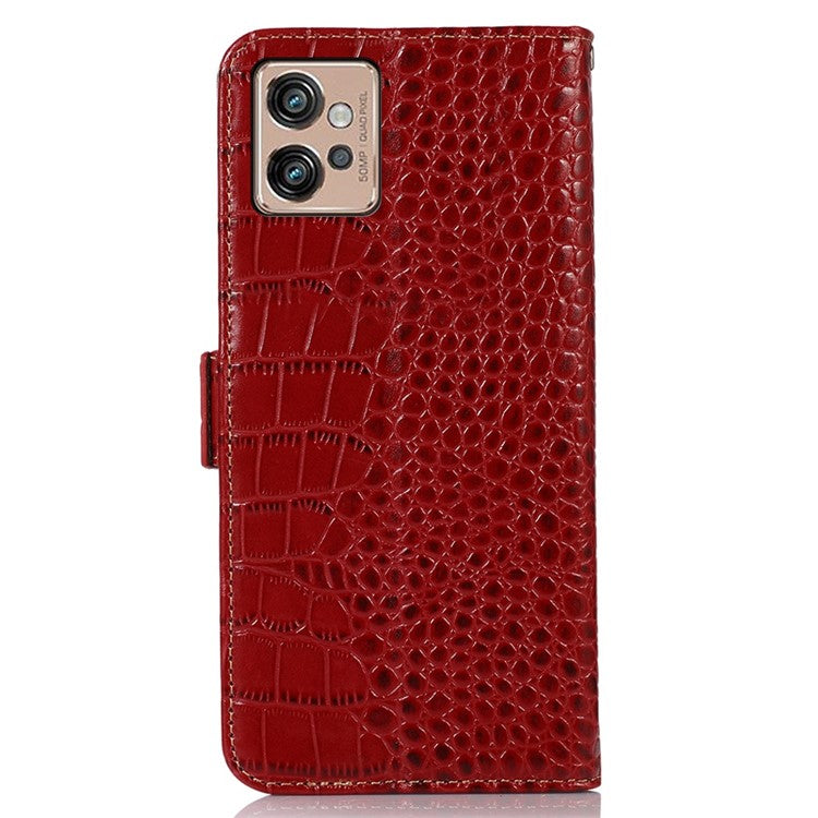 For Motorola Moto G32 4G Anti-scratch Shockproof Crocodile Texture Case RFID Blocking Genuine Cowhide Leather Wallet Phone Shell - Red