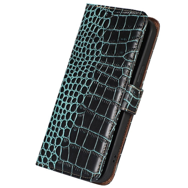 For Motorola Moto G32 4G Anti-scratch Shockproof Crocodile Texture Case RFID Blocking Genuine Cowhide Leather Wallet Phone Shell - Green