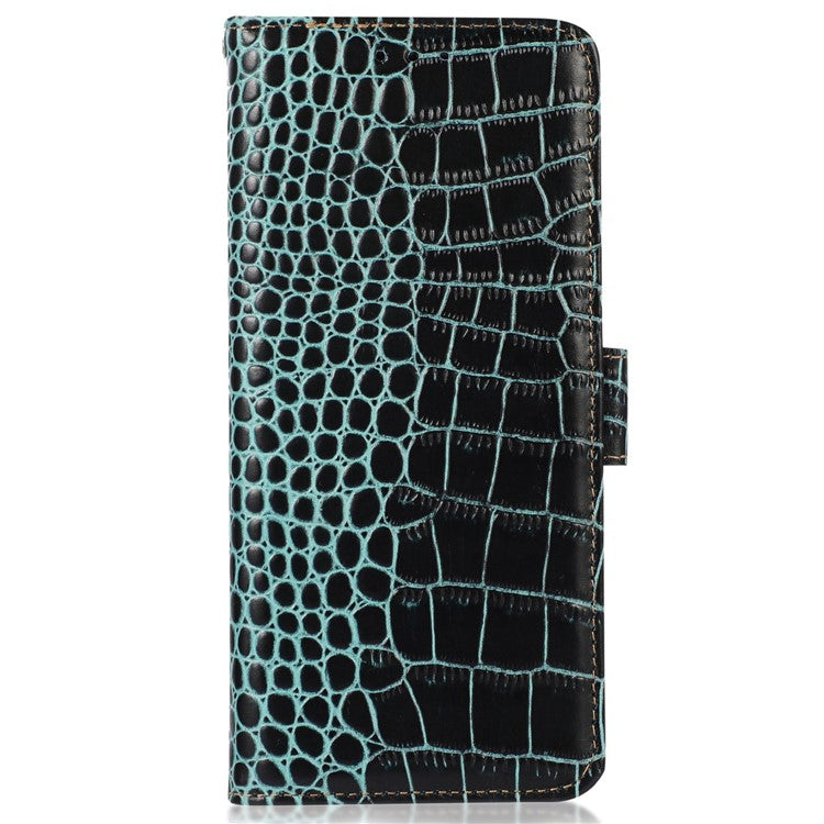 For Motorola Moto G32 4G Anti-scratch Shockproof Crocodile Texture Case RFID Blocking Genuine Cowhide Leather Wallet Phone Shell - Green