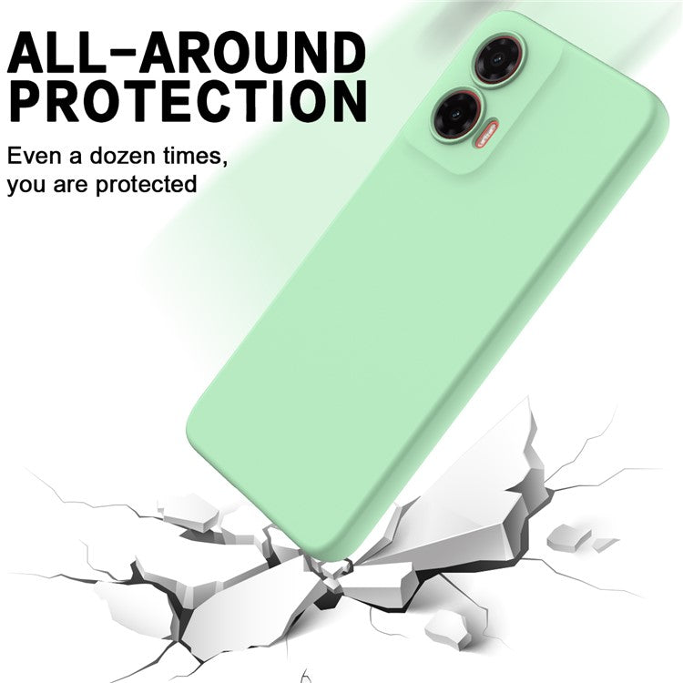 For Motorola Moto G35 5G Case Liquid Silicone Anti-Scratch Phone Cover with Hand Strap - Green