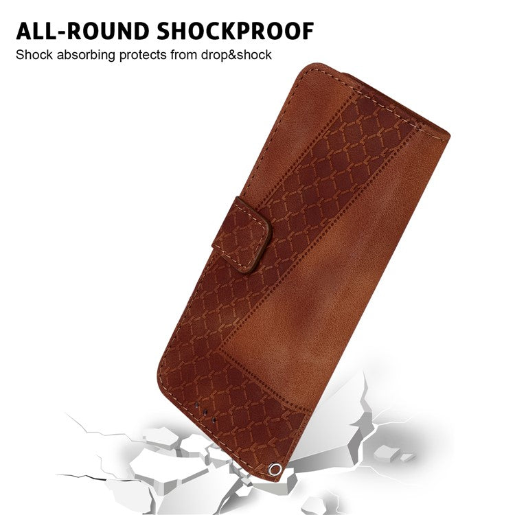 For Motorola Moto G35 5G Stand Case 7-Shaped Pattern Imprint Leather Phone Cover - Brown