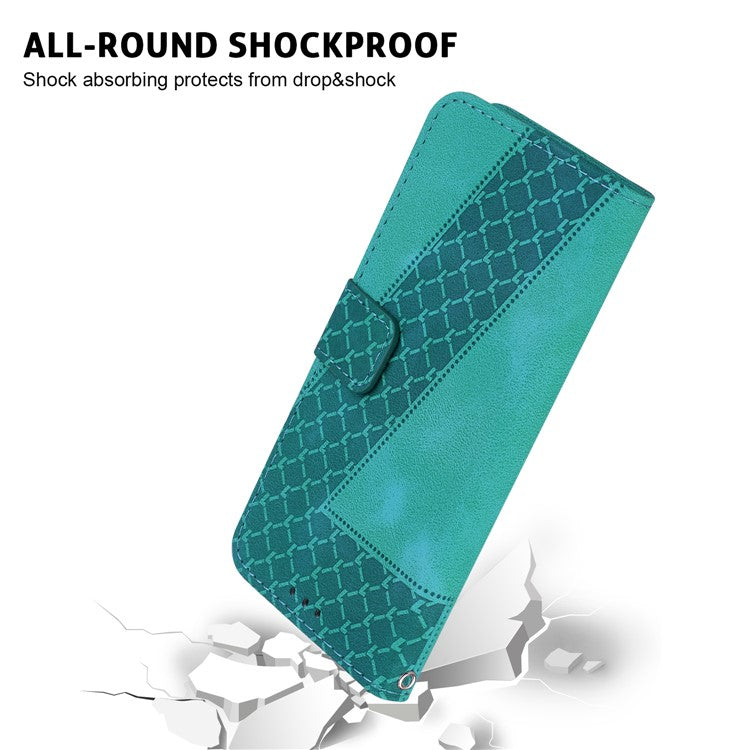 For Motorola Moto G35 5G Stand Case 7-Shaped Pattern Imprint Leather Phone Cover - Green