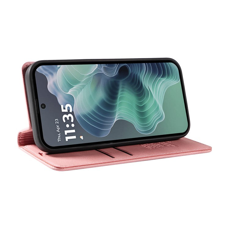 YIKATU YK-004 For Motorola Moto G35 5G Case Leather Skin-Touch Phone Cover Magnetic Auto-Absorbed - Pink