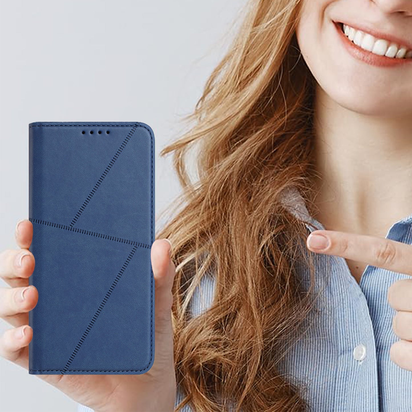 For iPhone 17 Wallet Case Magnetic Closure Leather Flip Phone Cover with Stand - Royal Blue