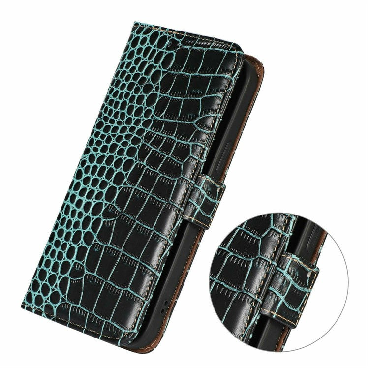 For iPhone 17 Case Crocodile Texture Genuine Cow Leather Phone Wallet Cover - Green