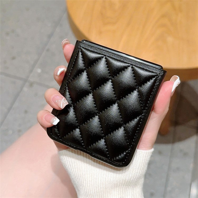 For Motorola Razr 40 Ultra 5G PU Leather Coated PC Phone Case Rhombus Grid Imprinted Phone Cover - Black