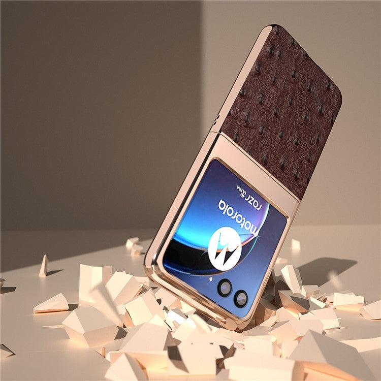 For Motorola Razr 40 Ultra 5G Shockproof Ostrich Texture Case Genuine Cow Leather + PC Electroplating Phone Cover - Coffee