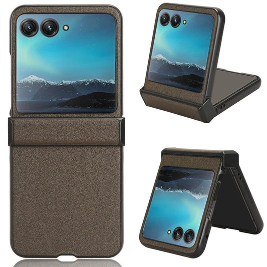 Protective Cover for Motorola Razr 40 Ultra 5G , Sandskin Texture PU Leather Coated Acrylic Folding Phone Case - Brown