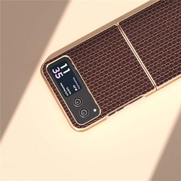 For Motorola Razr 40 5G Genuine Cow Leather + PC Textured Case Electroplating Shockproof Phone Cover - Coffee
