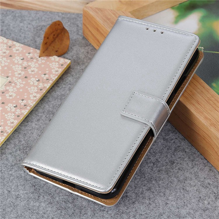 PU Leather Phone Cover for Motorola Edge 40 Neo 5G Case Protective Phone Stand Shell Wallet - Silver